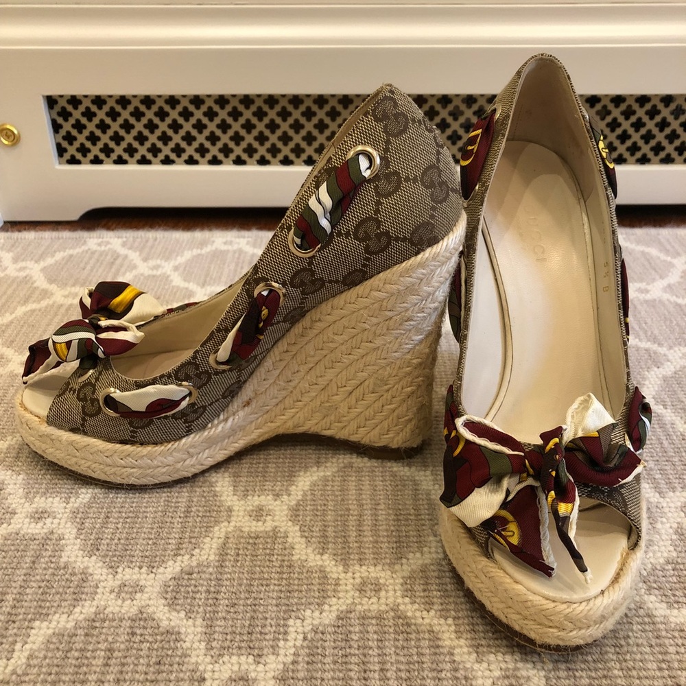 100%Authentic GUCCI GG Canvas Wedges